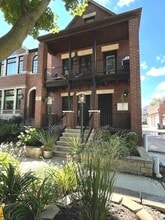 Building Photo - 1543 W George St