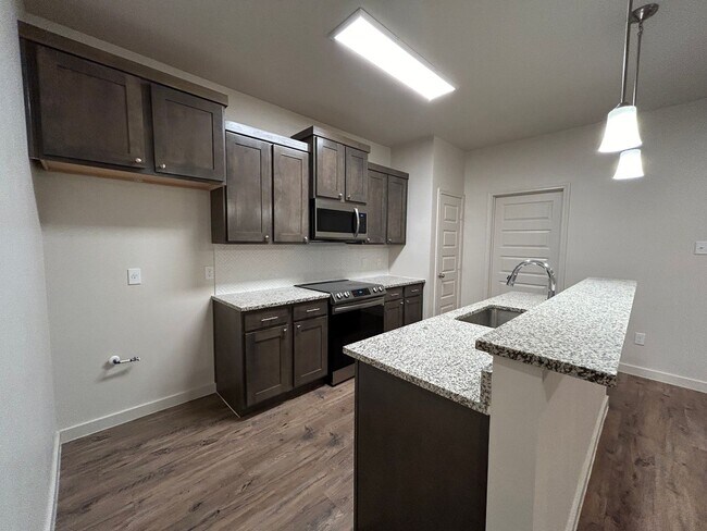 Foto del edificio - Beautiful Townhome in South Lubbock!