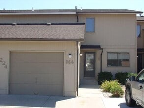 Building Photo - 3224 Granger Ave E