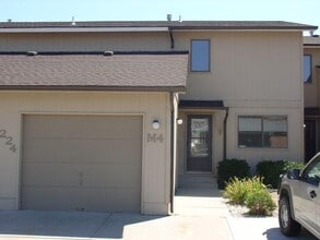 Building Photo - 3224 Granger Ave E