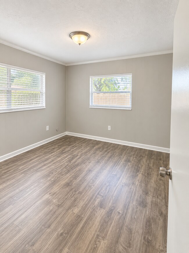 Foto del edificio - 3503 9th St Ct W