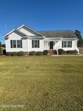 Building Photo - 2585 Forbes Ave