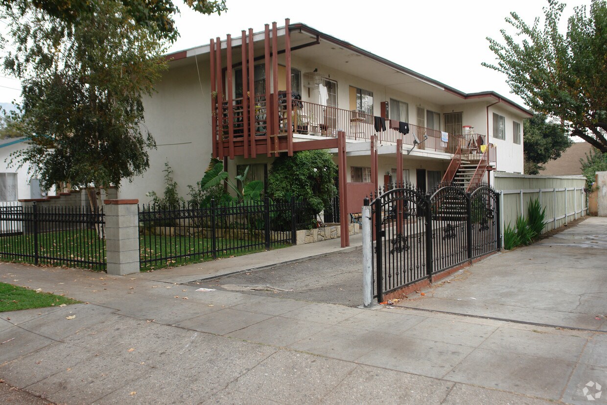 Primary Photo - 760 Worcester Ave