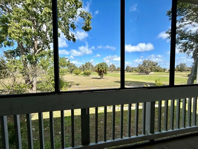 Foto del edificio - 831 N Keene Rd