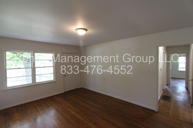 Foto del edificio - 1345 Glenwood St NW