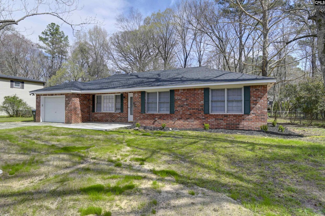 Primary Photo - 113 Brickling Rd
