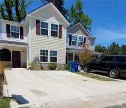 Building Photo - 2566 Piering Dr