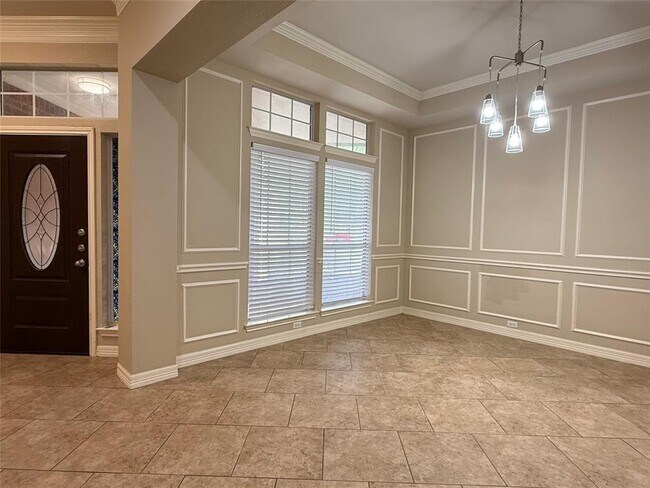 Foto del edificio - 10013 Valona Dr