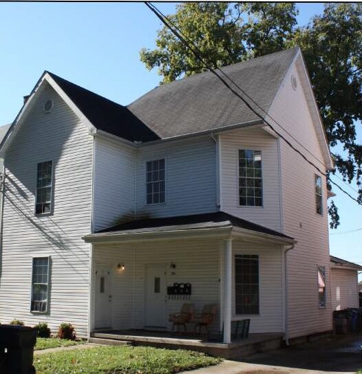 Foto principal - 366 S Broadway Park
