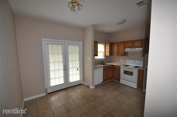 Primary Photo - 1501 Gilcrease Ave
