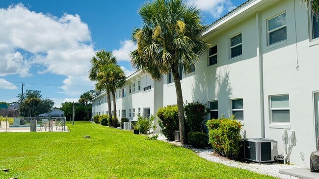 Foto del edificio - 3250 10th St N