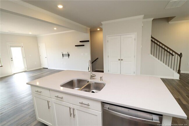 Building Photo - 2122 Terrawood Dr