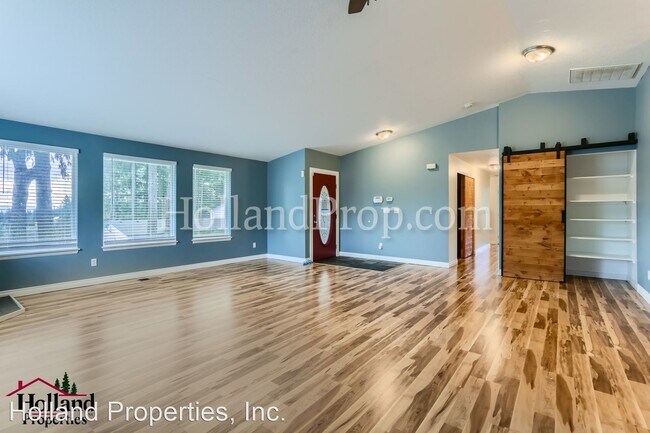 Foto del edificio - 4 br, 2 bath House - 15487 NW Mead Lane