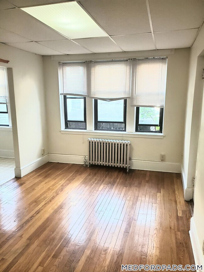 Foto del edificio - 53 Fellsway W