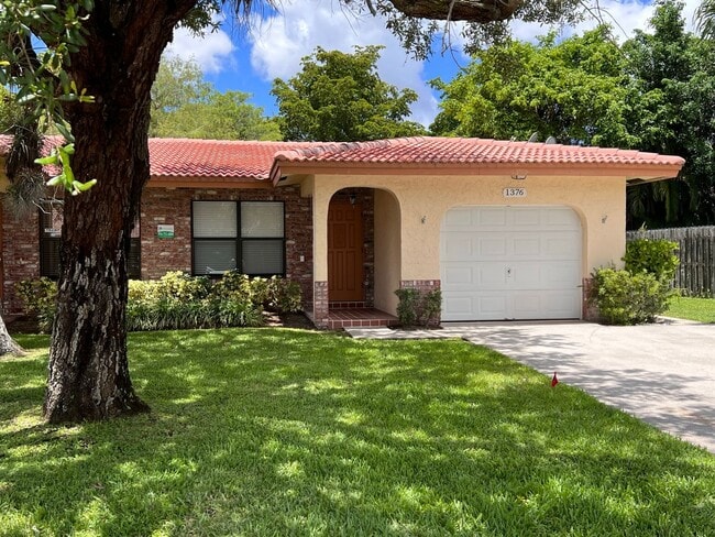 Photo - 1372-1376-1376 NW 93rd Terrace Townhome