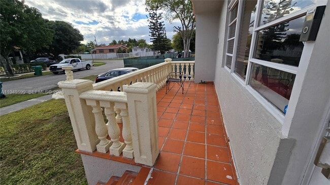 Foto del edificio - 8261 SW 34th Terrace