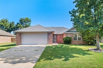 Building Photo - 3806 W Tanyard Dr
