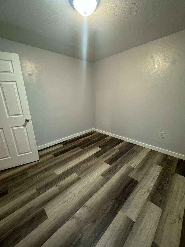 Foto del edificio - 3302 E Mishawaka Ave