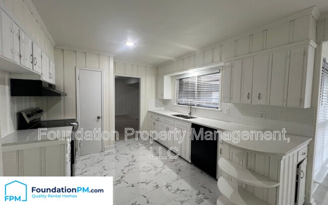 Foto del edificio - 800 E Shelby Dr