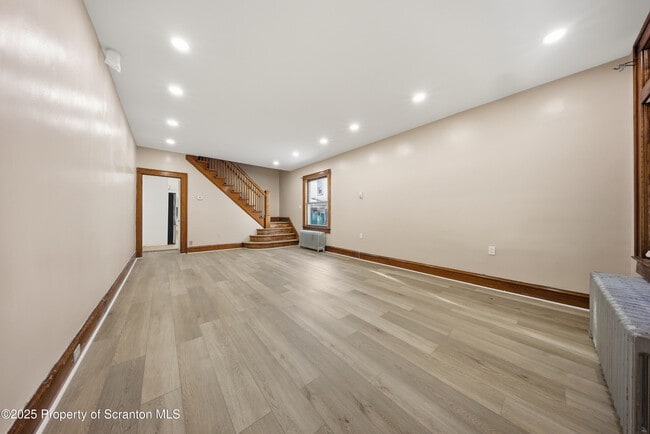 Building Photo - 1312 N Washington Ave