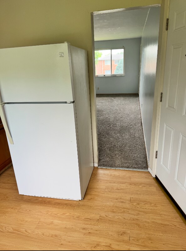 Foto del edificio - 715 Thompson Dr