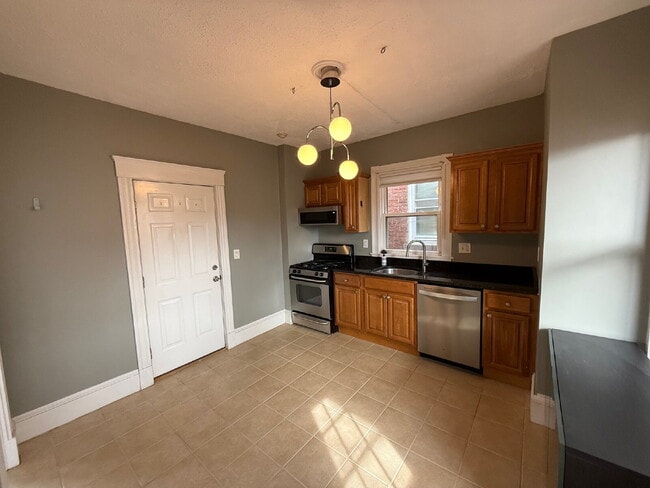 Photo - Available NOW! Spacious & Modern 2 Bedroom unit ready for move in! Apartment