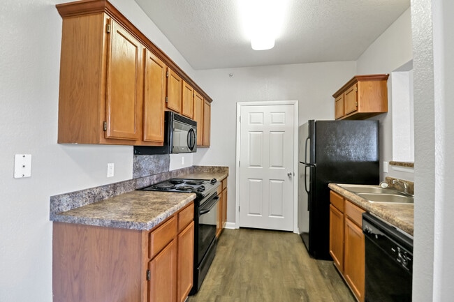 Building Photo - Highland Pointe of West Little Rock