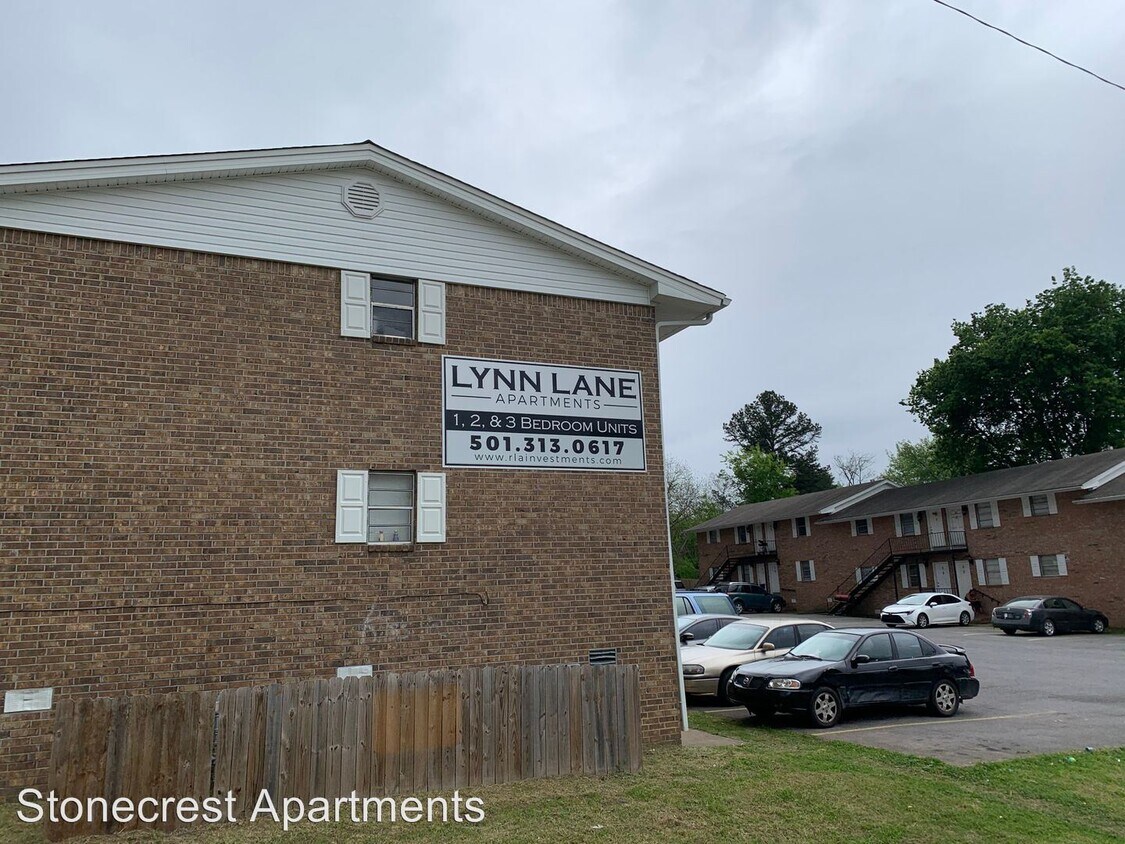 Primary Photo - 4418 Lynn Ln