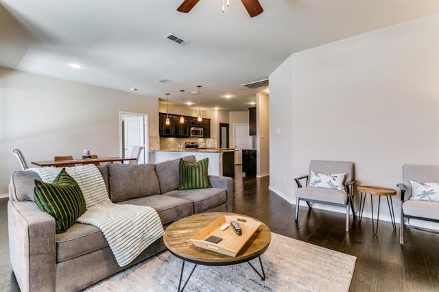 Foto del edificio - 4720 Kendrick Peak Way
