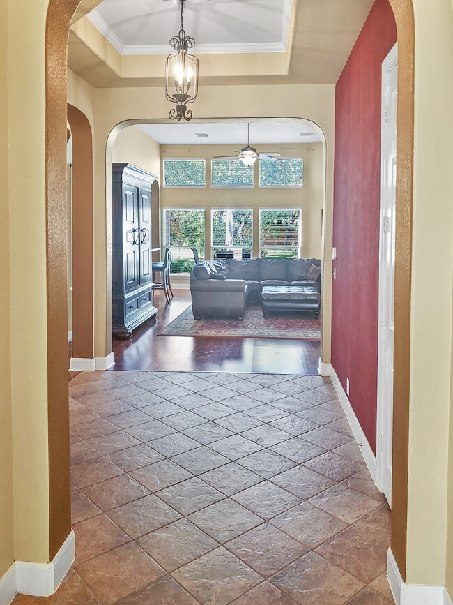 Building Photo - 8109 Endeavor Cir
