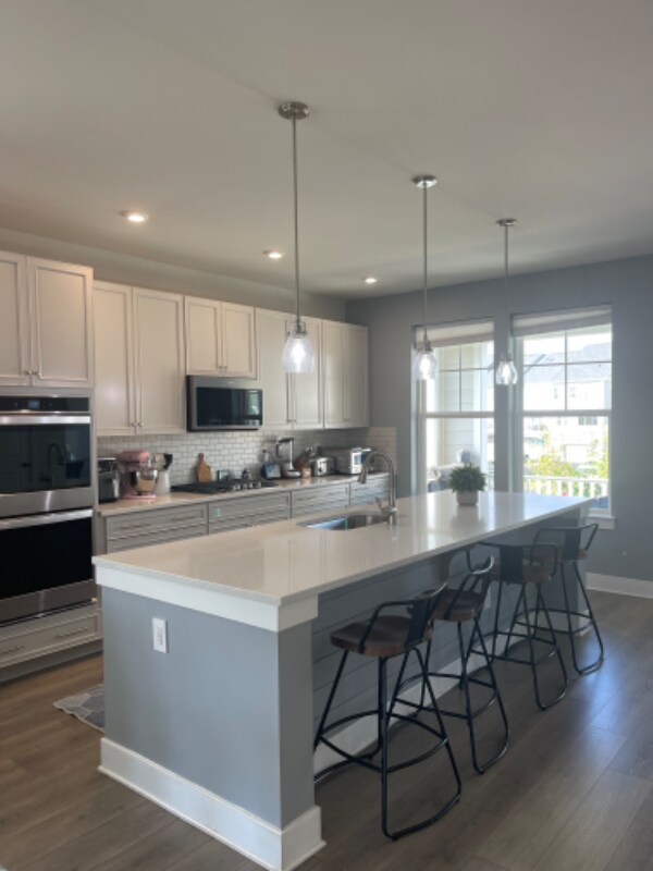 Foto del edificio - 1494 Meadowlark Glen Rd