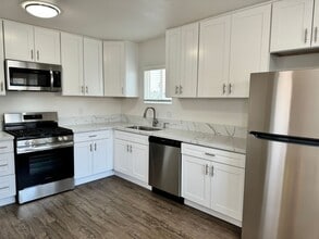 Building Photo - 1016 Coleen Ct
