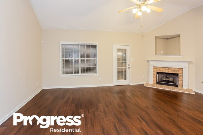 Foto del edificio - 9280 N Fairmont Cir