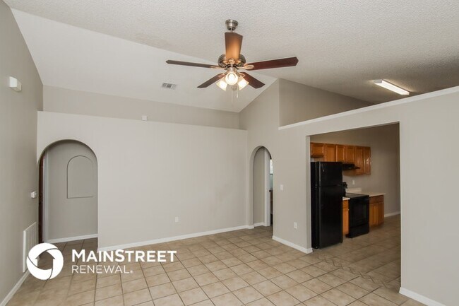 Building Photo - 2908 Maderia Cir