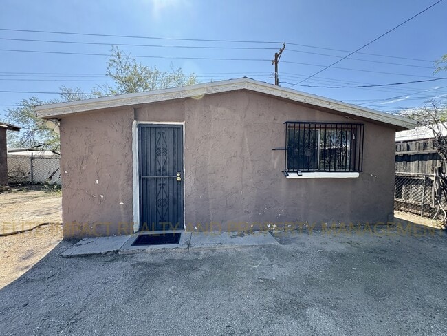 Photo - 425 W Columbia St Townhome