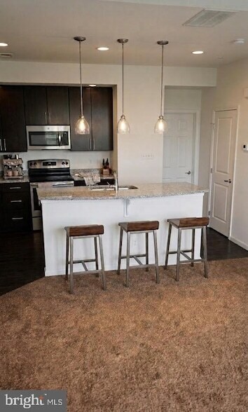 Building Photo - 13756 Earhart Cir
