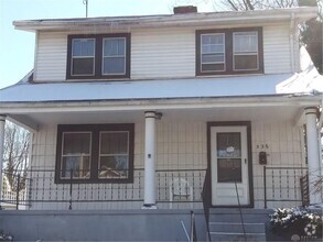 Building Photo - 226 Pointview Ave