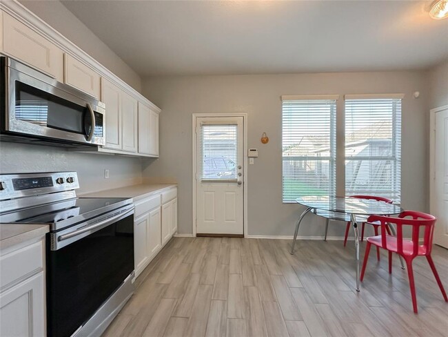 Building Photo - 16742 Libson Falls Dr