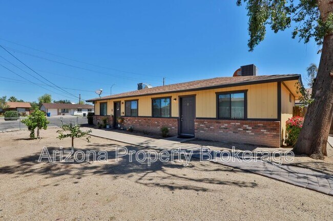 Foto del edificio - 423 E 8th Ave