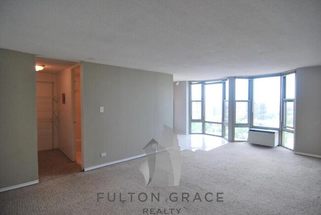 Foto del edificio - 1350 N Dearborn St