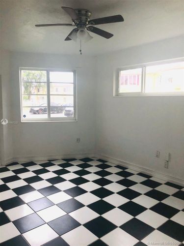 Building Photo - 1701 NE Miami Gardens Dr