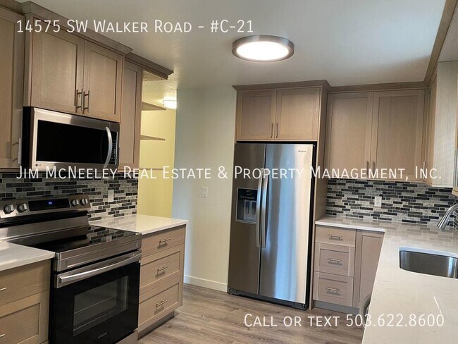Foto del edificio - Beautifully Remodeled Condo Across from Nike!