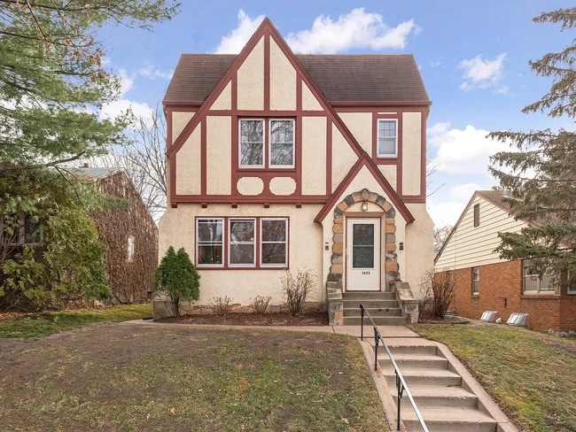 Building Photo - 1652 Randolph Ave