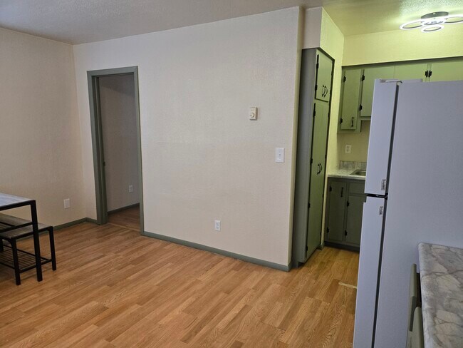 Sala de estar - 909 1/2 N 7th St