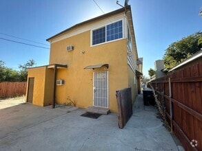 Building Photo - 450 N Taylor St