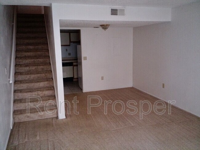 Building Photo - 4215 S Semoran Blvd