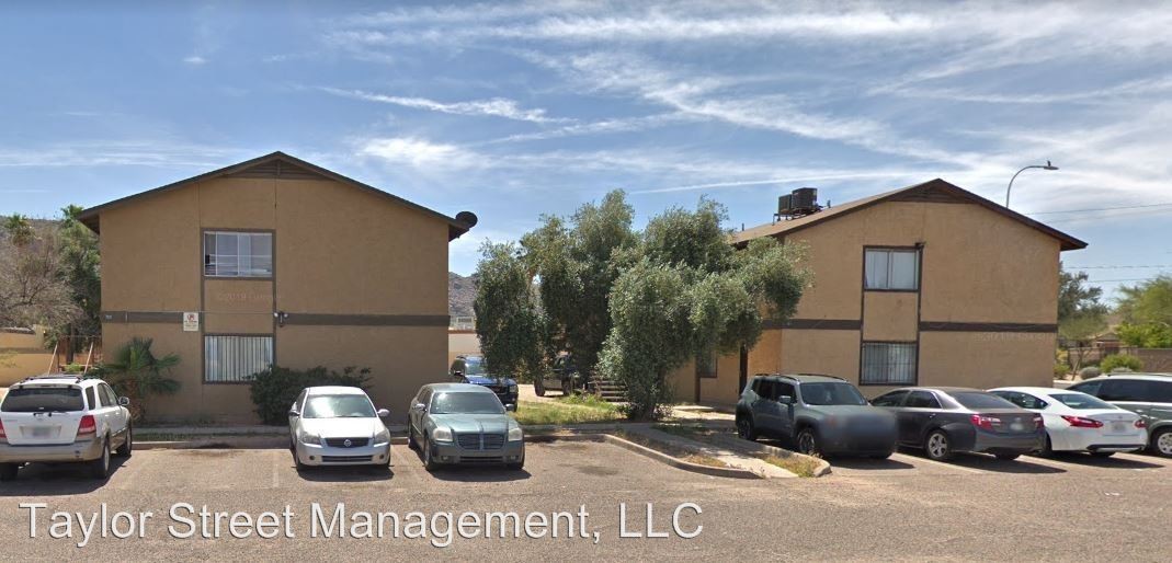 Primary Photo - 709 E Hazel Dr