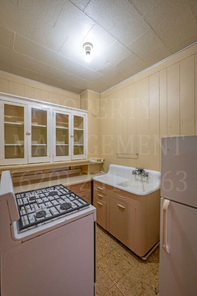 Foto del edificio - Studio Apartment