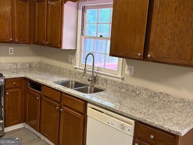 Foto del edificio - 2797 Northwood Ct