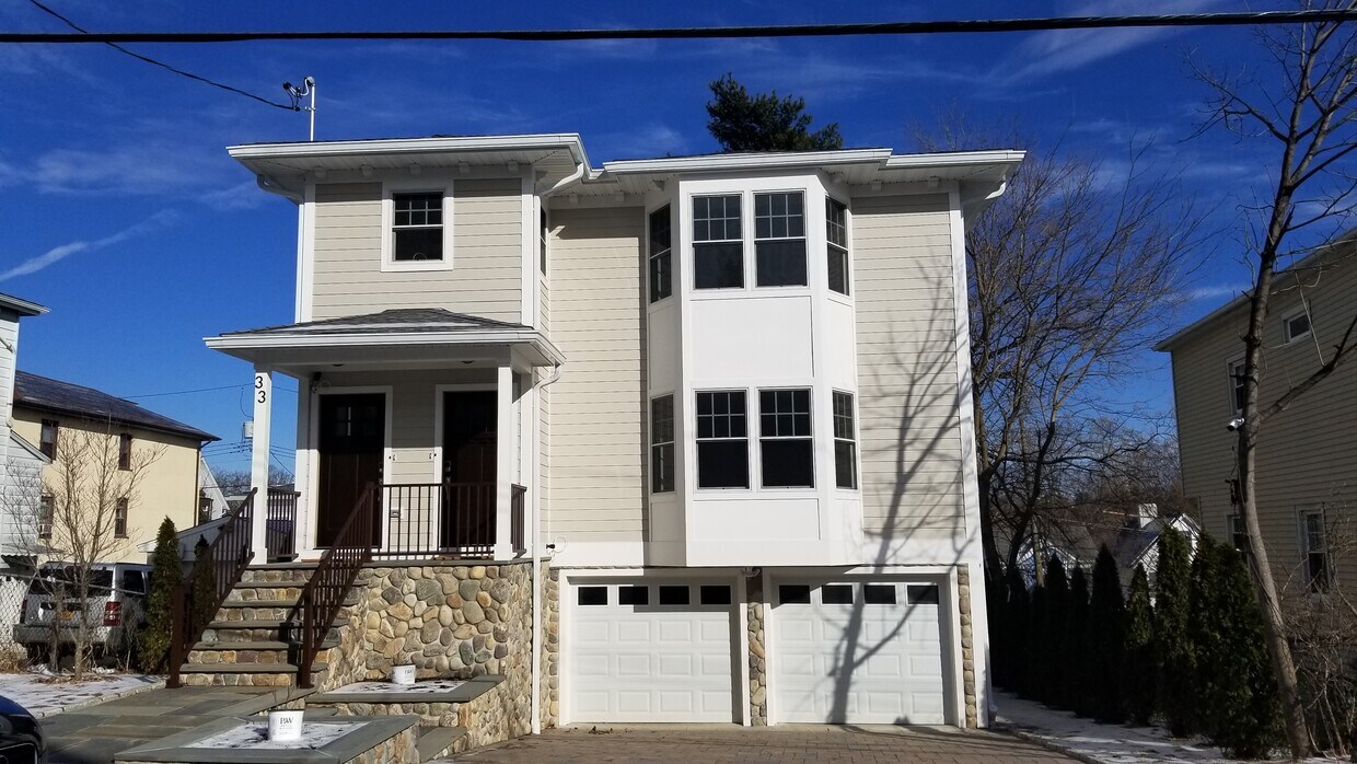 33 Devoe St, Dobbs Ferry, NY 10522 Apartments in Dobbs Ferry, NY